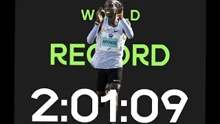 Thumbnail: Eliud kipchoge breaks his own world in world men marathon by 2:01:09 in Berlin Germany 2022