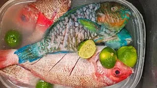 Thumbnail: Parrotfish/pwason gwo kal /blue fish
