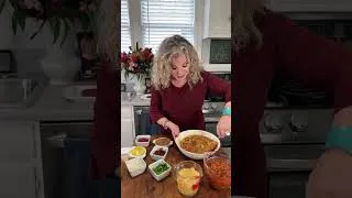 Thumbnail: Stella Parton’s Famous Baked Beans 🤠 ✨ 