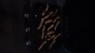 Thumbnail: Grilling some ribs 😋