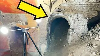 Thumbnail: Boy Found A Locked Door Beneath His School Gym, But What Was Behind It Shocked Everyone