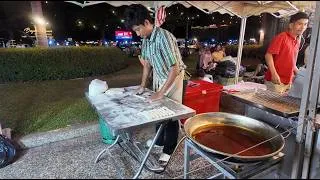 Thumbnail: Late Night Cake Business! Popular Khmer Traditional Cake, Phnom Penh Walking Street | Cambodian #494