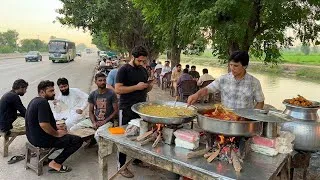 Thumbnail: ONLY RS 50/- 🤫  ROAD SIDE DESI HEALTHY BREAKFAST | DESI MURGH CURRY | ANDA CHANAY |ASIAN STREET FOOD