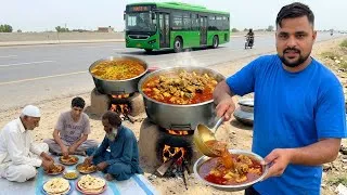 Thumbnail: 45 YEAR OLD CHEAPEST HIGHWAY STREET CART😱 LAHORI STREET FOOD MUTTON PAYE| PAKISTANI ICONIC BREAKFAST