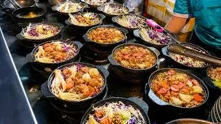 Thumbnail: Popular Spicy Noodle Soup in Phnom Penh  | Cambodia Street Food