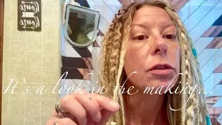 Thumbnail: Transitioning synthetic to human hair dreadlocks