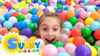 Thumbnail: Sunny Kids - Out And About Car Song | Educational Children Songs by Sunny Kids Songs