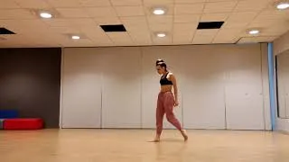 Thumbnail: Easy On Me - Adele -Contemporary Dance Sabrina Ryckaert