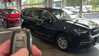Thumbnail: 2026 BraunAbility Chrysler Pacifica Safety Rear-Entry Wheelchair Van #SR575144