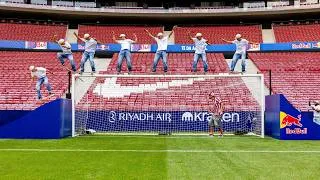 Thumbnail: Danny León Just Turned a Soccer Goal Into a 7-Meter Skate Rail