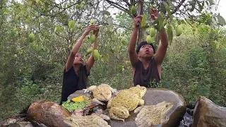 Thumbnail: Survival skills: Catch and Cook frog with mango for food of survival, Eating delicious in jungle
