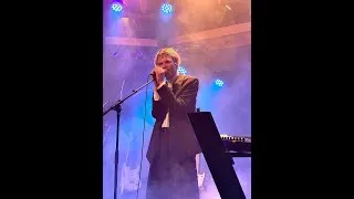 Thumbnail: Swiss Wave-Pop Singer CRIMER Live at Mühle Hunziken in Rubigen, Switzerland October 2020