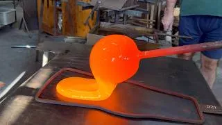 Thumbnail: Rare Artistry Enrich Your Soul with the Relaxing Craft of Venetian Glass Art Design Sylcom Light
