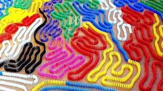 Thumbnail: I Built The LONGEST Domino Line In The World