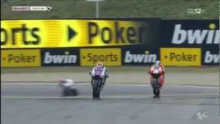 Thumbnail: Lorenzo trying to overtake Pedrosa p3