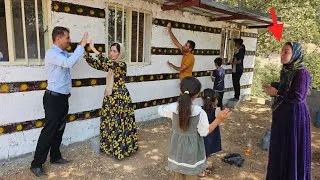 Thumbnail: The exterior wall gets a fresh look; Mina’s home becomes more beautiful