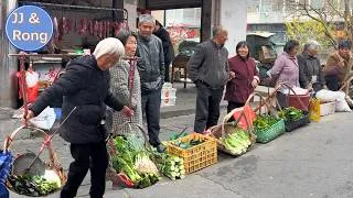 Thumbnail: Food Led Us to a Chinese Town with Mostly Elderly Residents