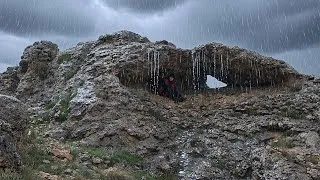 Thumbnail: Trapped in a Heavy Rain & Thunderstorm – Survive the Extreme Cold with an Emergency Shelter