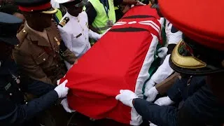Thumbnail: Uncontrollable Large Crowd at JKIA To Receive Hon. Raila Odinga's Remains.