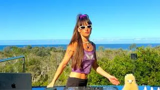 Thumbnail: Lush Atmospheric Dub Techno & Dreamy Electronica To Help Groove Into Your Next Chapter