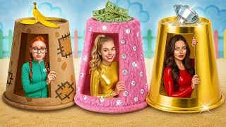 Thumbnail: Poor vs Rich vs Giga Rich in Squid Game 3!