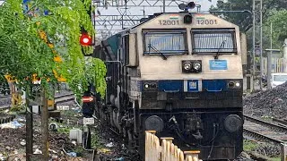 Thumbnail: Early Morning Electric & Diesel Action At Karjat Part 3