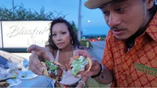 Thumbnail: Eating street tacos on the highway 