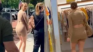 Thumbnail: Jennifer Lopez Flaunts Her Incredible Curves In Leggings
