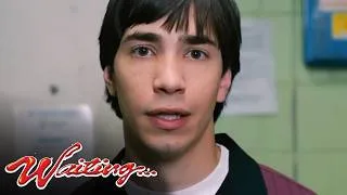 Thumbnail: Every food service worker's worst nightmare | Waiting... | Justin Long, Ryan Reynolds