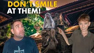 Thumbnail: We Found the Night Market Tourists Never See! 🇮🇩