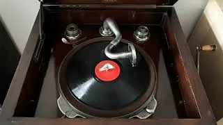 Thumbnail: "O Sole Mio (My Sunshine)", Enrico Caruso, 1933 Opera Gramophone Record