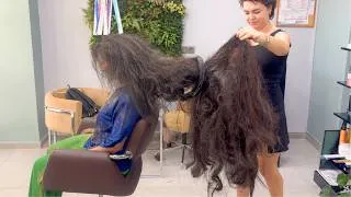 Thumbnail: The Homeless Woman's Difficult Moments and Incredible Transformation