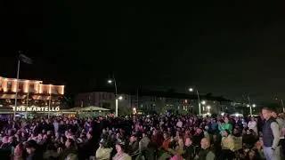 Thumbnail: Bray crowds cheer on Katie Taylor as she enters the ring in Croke Park