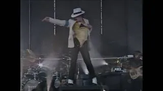 Thumbnail: Michael Jackson - Smooth Criminal - Dangerous Tour Oslo - Enhanced (VHS)
