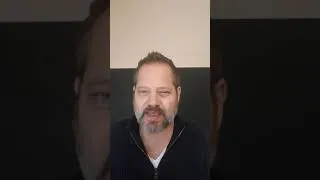 Thumbnail: The difference between money and currency in simple terms.