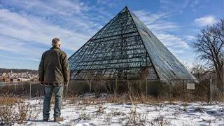 Thumbnail: Homeless at 62, He Bought an Old Glass Pyramid for $1 — What Was Buried Below It Changed His Life