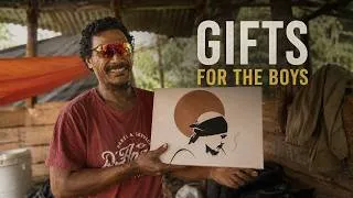 Thumbnail: I Brought Gifts Back to Samoa!