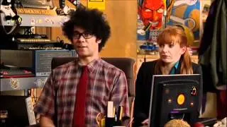 Thumbnail: IT Crowd- A Fire at a Sea Parks!