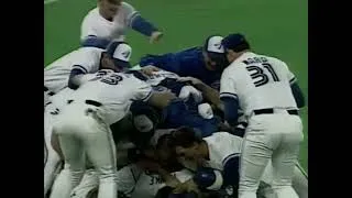 Thumbnail: October 14, 1992: The Blue Jays become the first Canadian team to reach the World Series.