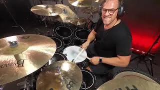 Thumbnail: Thomas Lang recording Jacek Kieller's "Guilty But Insane". 4 full takes from the recording session