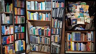 Thumbnail: Library Tour with 62 Language Polyglot (Vaughn Smith)