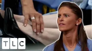 Thumbnail: Woman Arrives At The ER With No Pulse In Her Legs | Untold Stories Of The ER