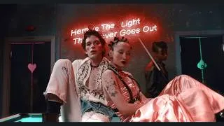 Thumbnail: Squirrel Nut Zippers - Hell