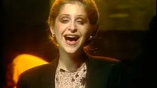 Thumbnail: Julie Budd song + interview