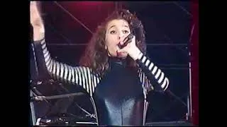 Thumbnail: Saliha - Je Pense (remastered audio)