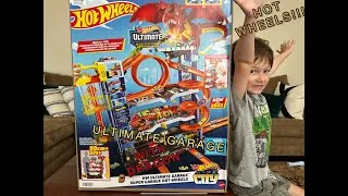 Thumbnail: HOT WHEELS ULTIMATE GARAGE WITH DRAGON!  PLAYTIME!!