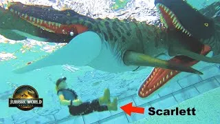 Thumbnail: GIANT Mosasaurus Battle! Jurassic World Rebirth Dinosaur Toy Feeding Frenzy