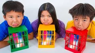 Thumbnail: Can Kaden Emma and Eric Survive No Phone Challenge? 📵📱