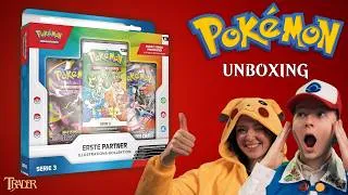 Thumbnail: Pokémon Erste Partner Illustrations-Kollektion Serie 3 Unboxing deutsch | Trader 2026