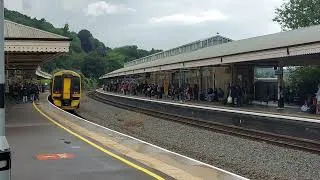 Thumbnail: Arrival of two-car Great Western DMU at the historic Bath railway station